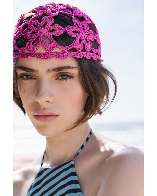 Berretto All'Uncinetto di Pull&Bear in Pink