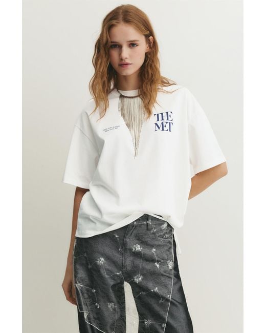 Pull&Bear Black The Met T-Shirt