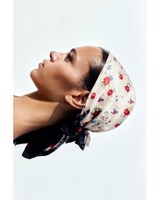 Pull&Bear White Floral Satin Scarf