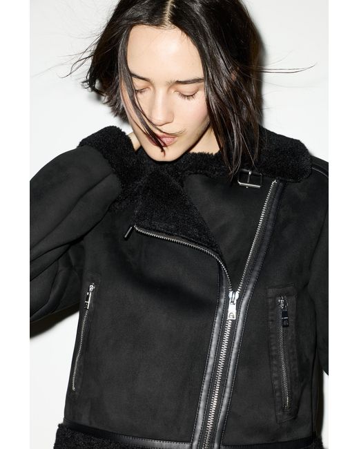 Pull&Bear Black Short Reversible Jacket