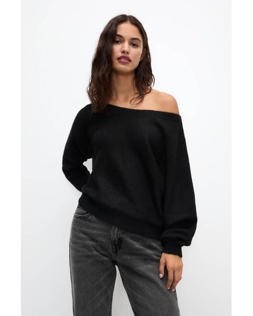 Pull&Bear Black Asymmetric Knit Jumper