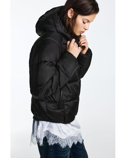 Pull&Bear Black Puffer Jacket
