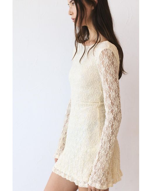 Pull&Bear Natural Kurzes Spitzenkleid Mit Langen Ärmeln