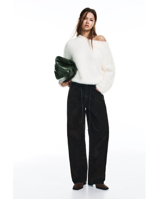 Pullover Asimmetrico di Pull&Bear in White
