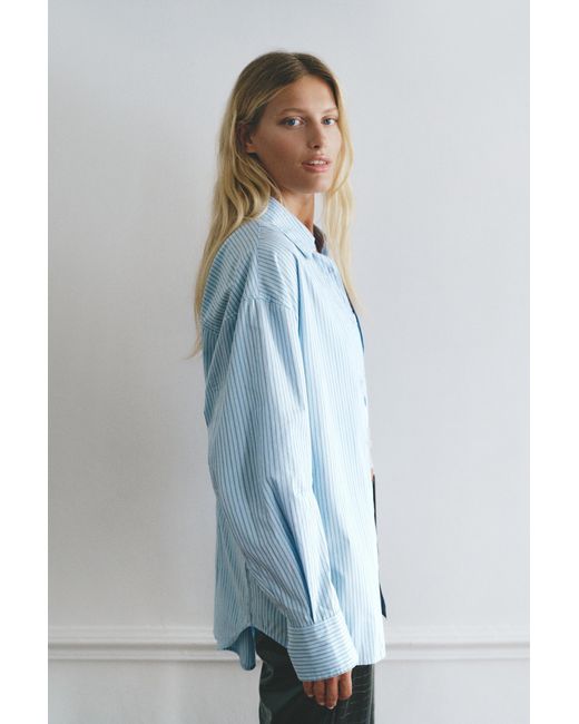 Camicia A Righe Con Bottoni Sulla Schiena di Pull&Bear in Blue