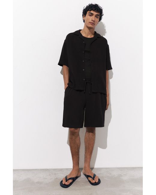 Pull&Bear Black Bermuda Sweatpants for men