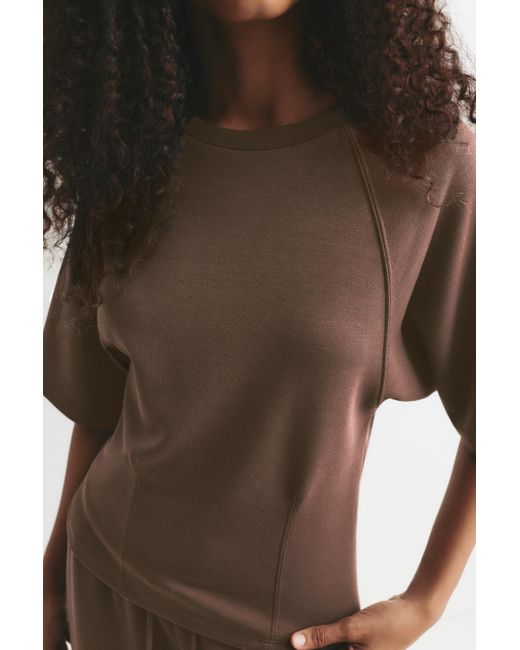 Felpa A Maniche Corte Sciancrata di Pull&Bear in Brown