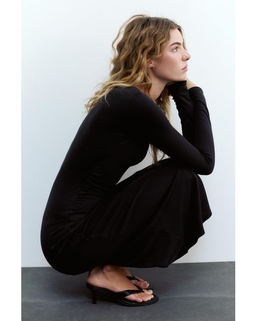 Pull&Bear Black Fluid Draped Midi Dress