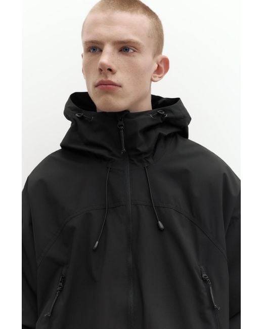 Pull&Bear Black Lightweight Hooded Raincoat for men