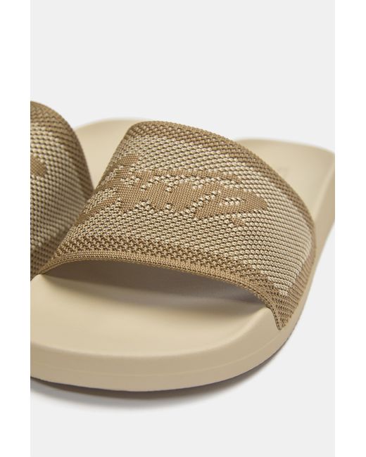 Pull&Bear Blue Stwd Rubberised Sandals for men