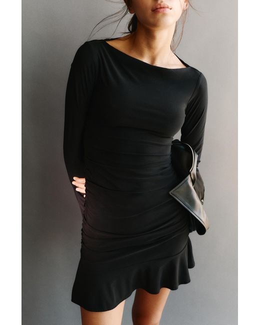 Robe Courte Froncée Pull&Bear en coloris Black