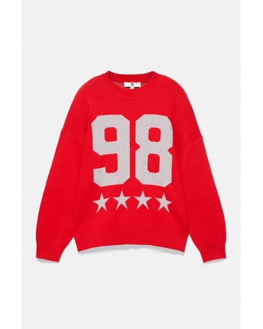 Pull Graphique Étoiles Et Chiffre Pull&Bear en coloris Red