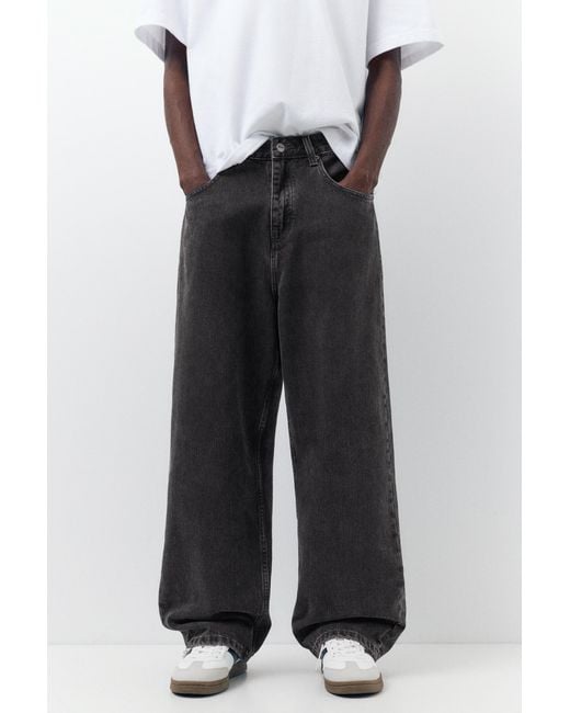 Pull&Bear Black Relaxed Fit Baggy Jeans for men
