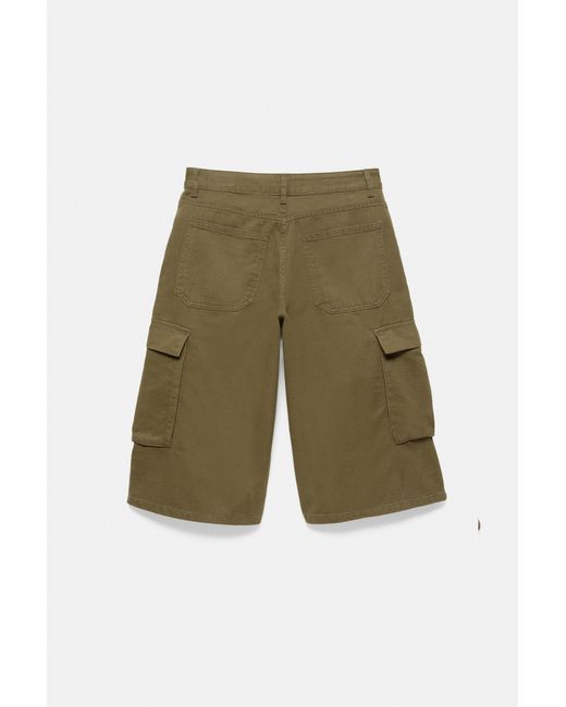 Bermuda Cargo Lunga di Pull&Bear in Green