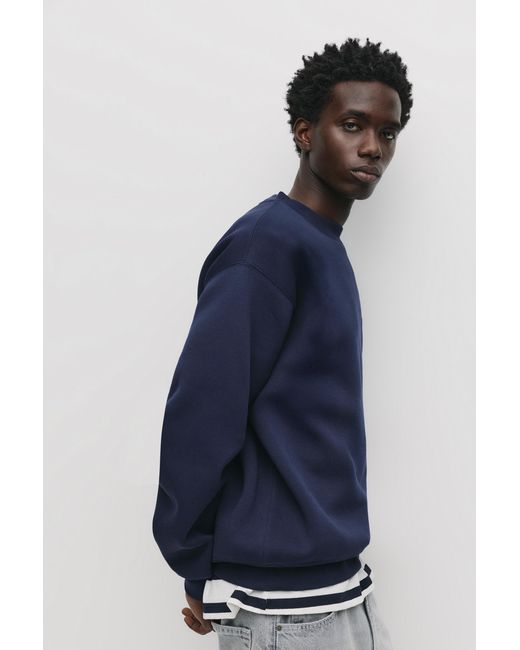 Pull&Bear Blue Basic Round Neck Sweatshirt for men