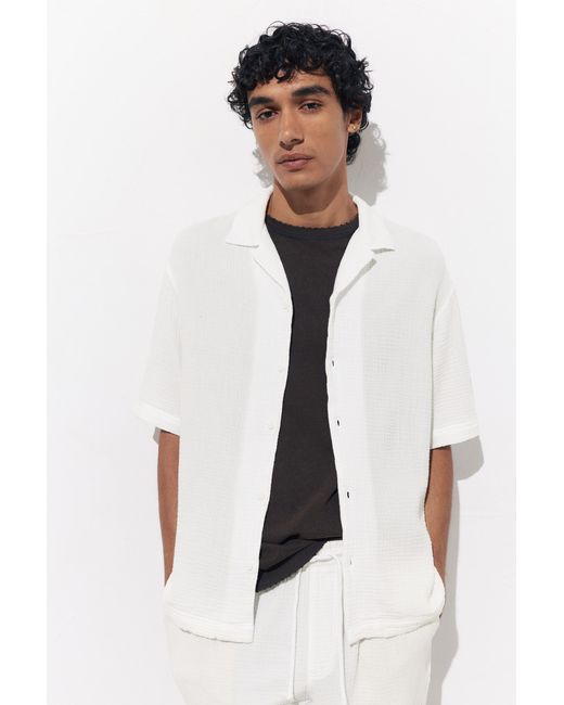 Pull&Bear White Short Sleeve Crepe Shirt for men