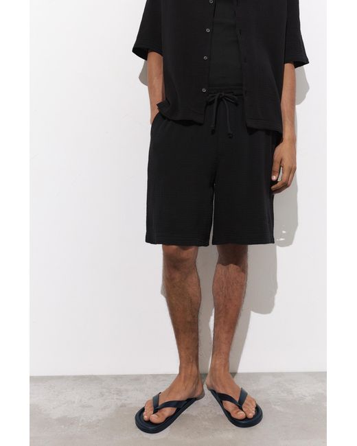Pull&Bear Black Bermuda Sweatpants for men