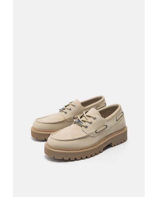 Pull&Bear White Stwd Boat Shoes for men