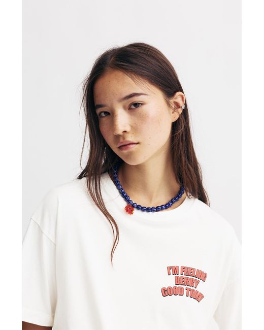 Pull&Bear White Berry T-Shirt