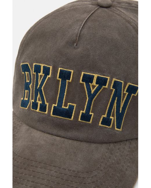 Berretto Bklyn di Pull&Bear in Brown