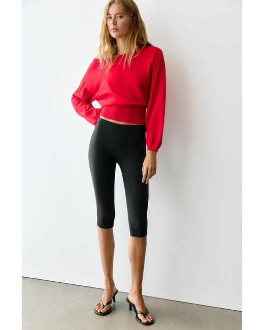 Pullover Con Collo Asimmetrico di Pull&Bear in Red