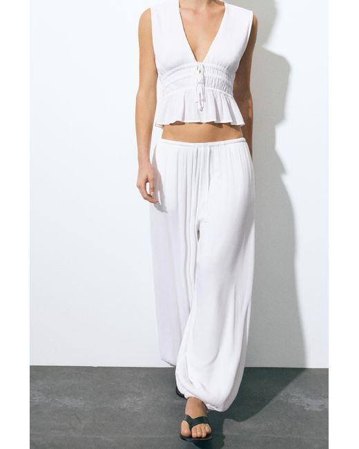 Pull&Bear Mousseline Pofbroek in het White