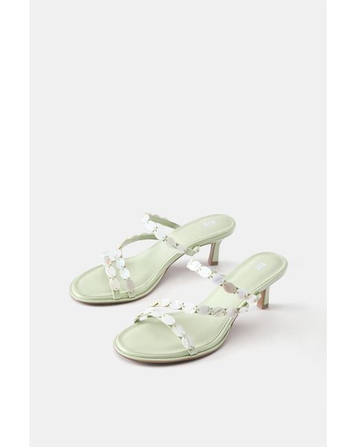 Pull&Bear White Mules Mit Perlenbesatz