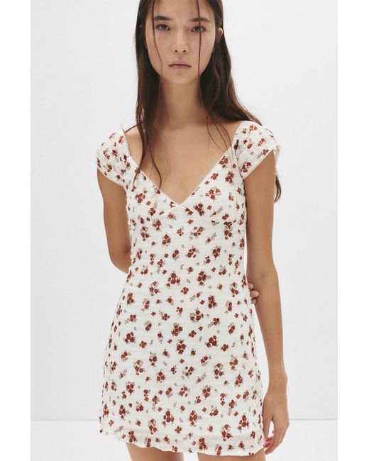 Pull&Bear Multicolor Kurzes Blumenkleid Mit Textur