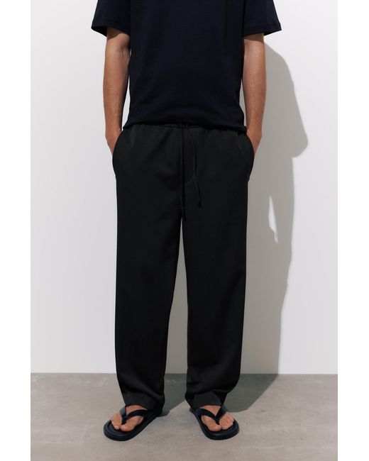 Pull&Bear Black Tailored Fit Joggers for men
