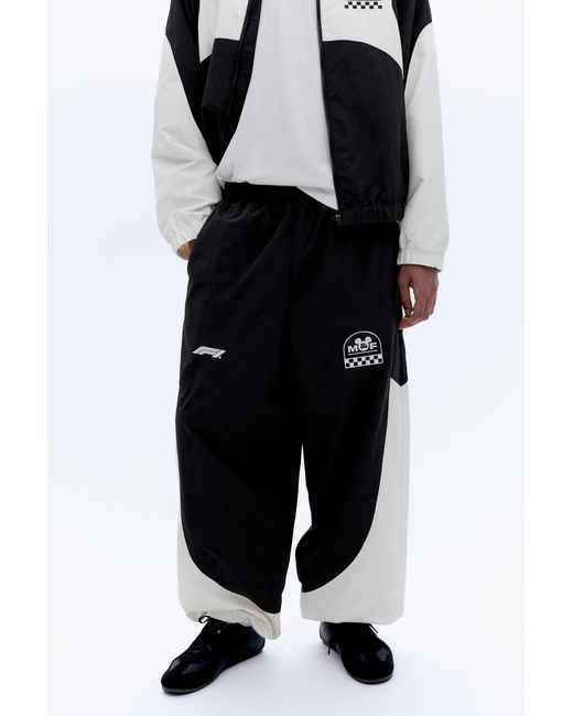 Pull&Bear Lichte Disney X F1 Joggingbroek in het Black voor heren