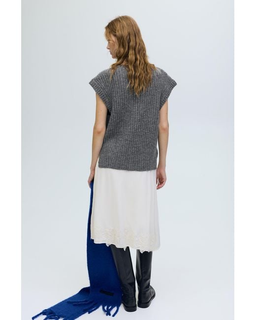 Pull&Bear Black Ribbed Knit Vest