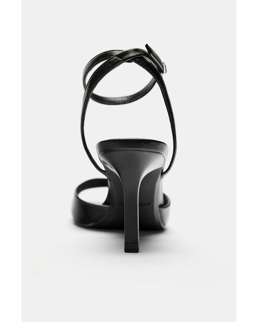 Pull&Bear White Absatzsandalen