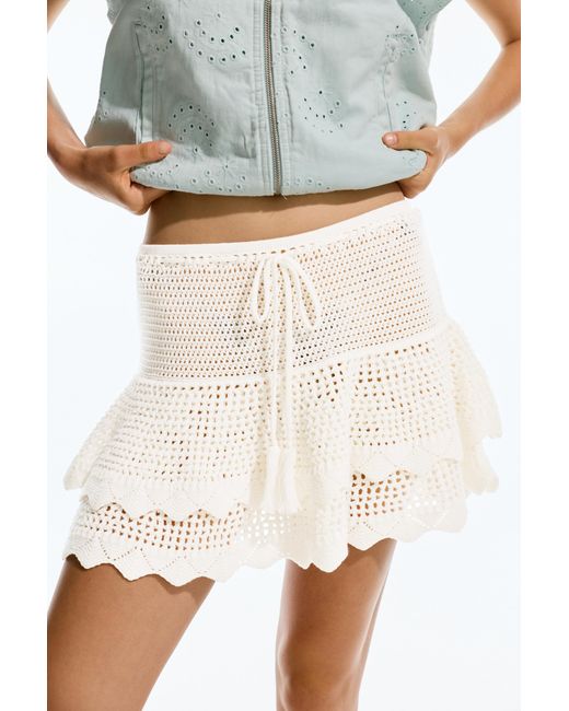 Pull&Bear White Ruffled Crochet Mini Skirt