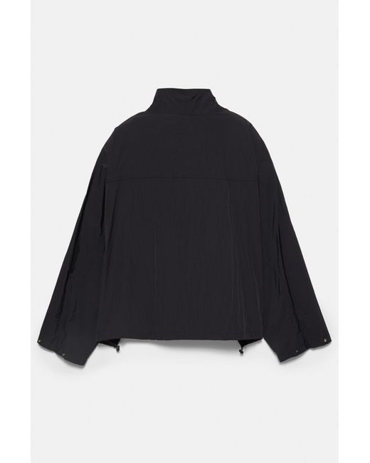 Pull&Bear Kort Nylon Effect Jack in het Black