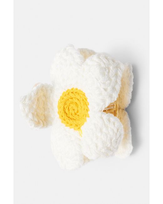 Fermaglio Fiore Crochet di Pull&Bear in White