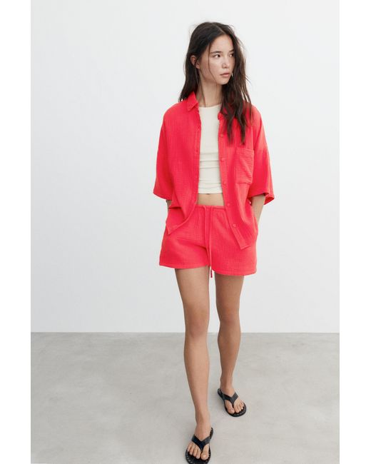 Pull&Bear Red Crepe Shorts