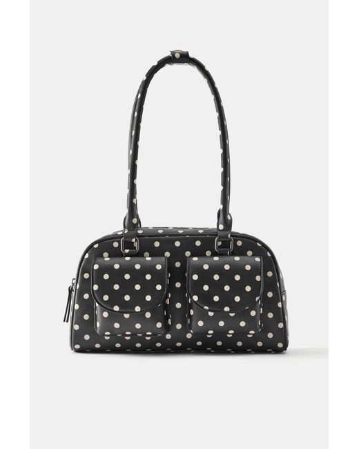 Borsa A Spalla Multipocket A Pois di Pull&Bear in Black