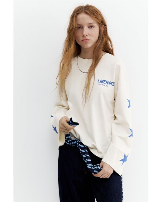 Pull&Bear White Long Sleeve T-Shirt With Star Graphic