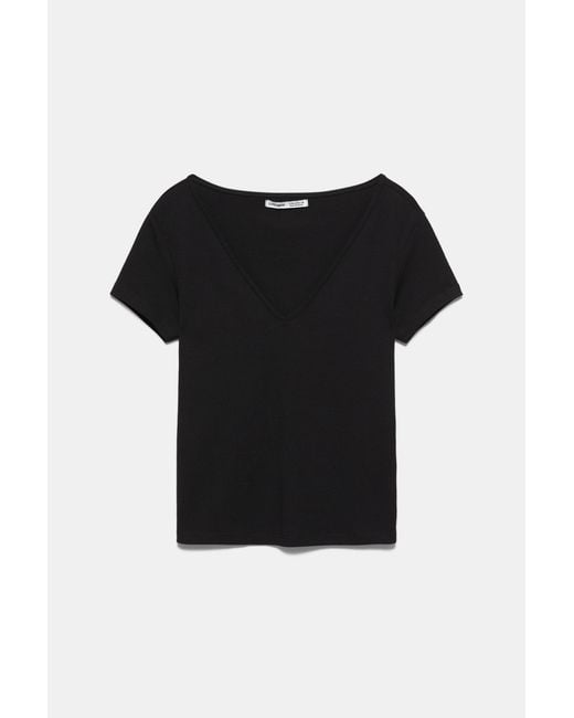 Pull&Bear Black V-Neck T-Shirt