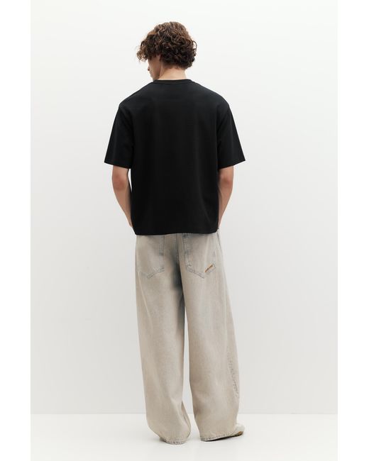 Pull&Bear Black Boxy T-Shirt for men