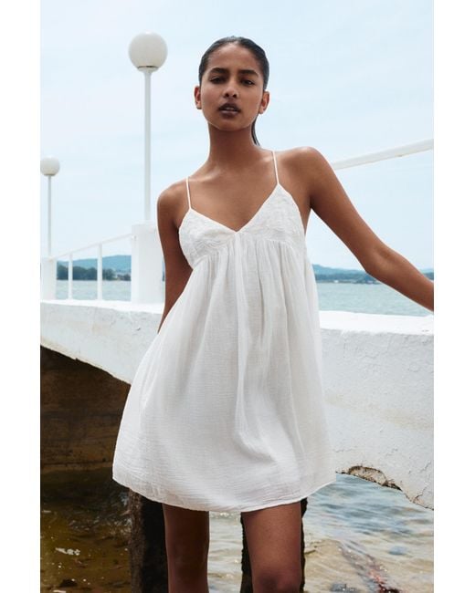 Pull&Bear White Short Embroidered Dress