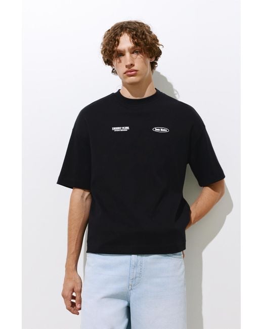 Pull&Bear Black Oversize Graphic T-Shirt for men