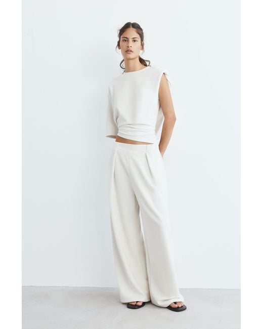 Pull&Bear White Soft Touch Wide-Leg Darted Trousers