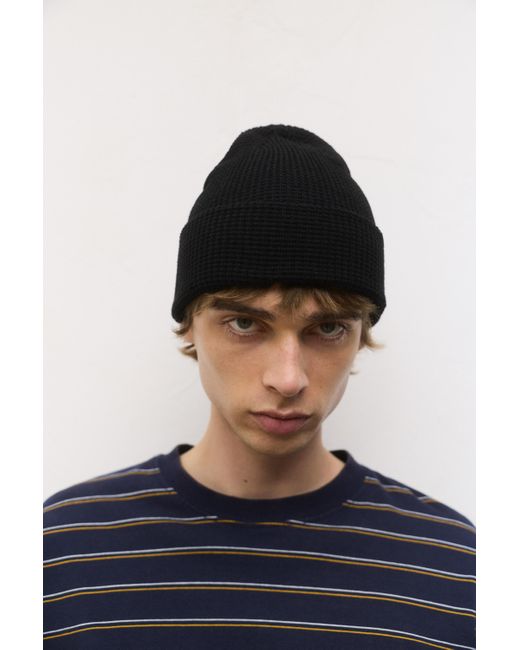Pull&Bear Black Waffle-Knit Beanie for men