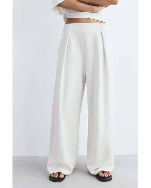 Pull&Bear White Soft Touch Wide-Leg Darted Trousers