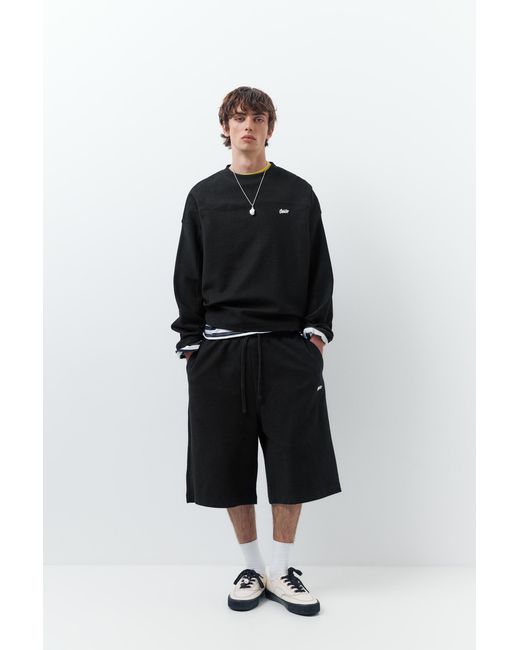 Pull&Bear Black Stwd Round Neck Sweatshirt for men