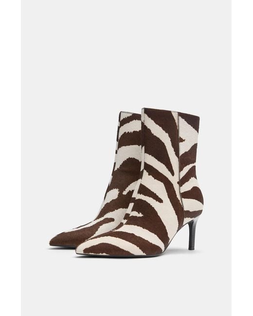 Pull&Bear White Cowhide Fur High-Heel Ankle Boots
