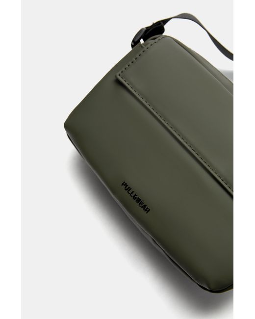 Pull&Bear Gummierte Umhängetasche in Green für Herren