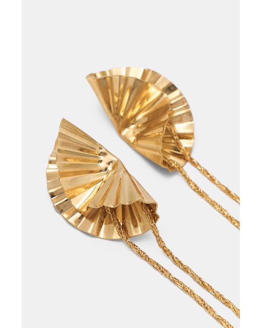 Pull&Bear White Flower Chain Earrings