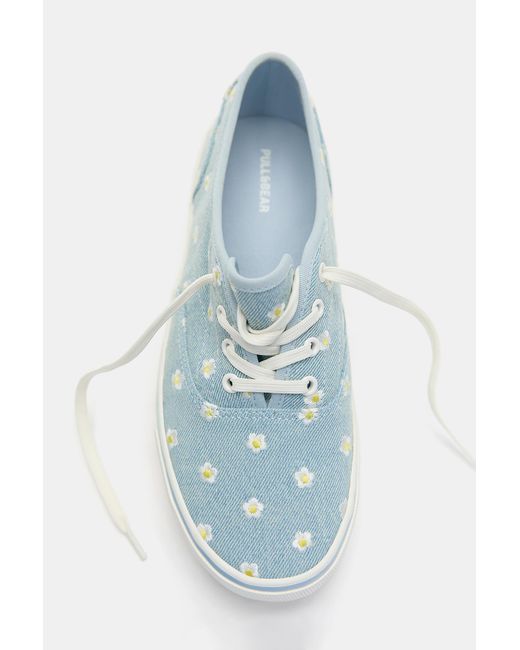 Pull&Bear Blue Daisy Canvas Trainers